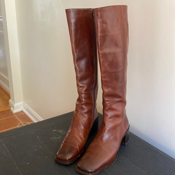 Old money- Boots. Beautiful color, real soft leather. High quality style. - Picture 1 of 13